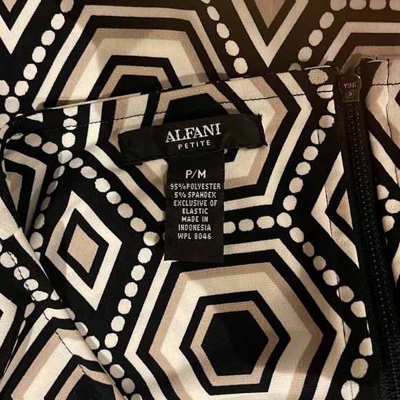 Alfani petite long sleeve flowy dress blouse - Picture 7 of 8